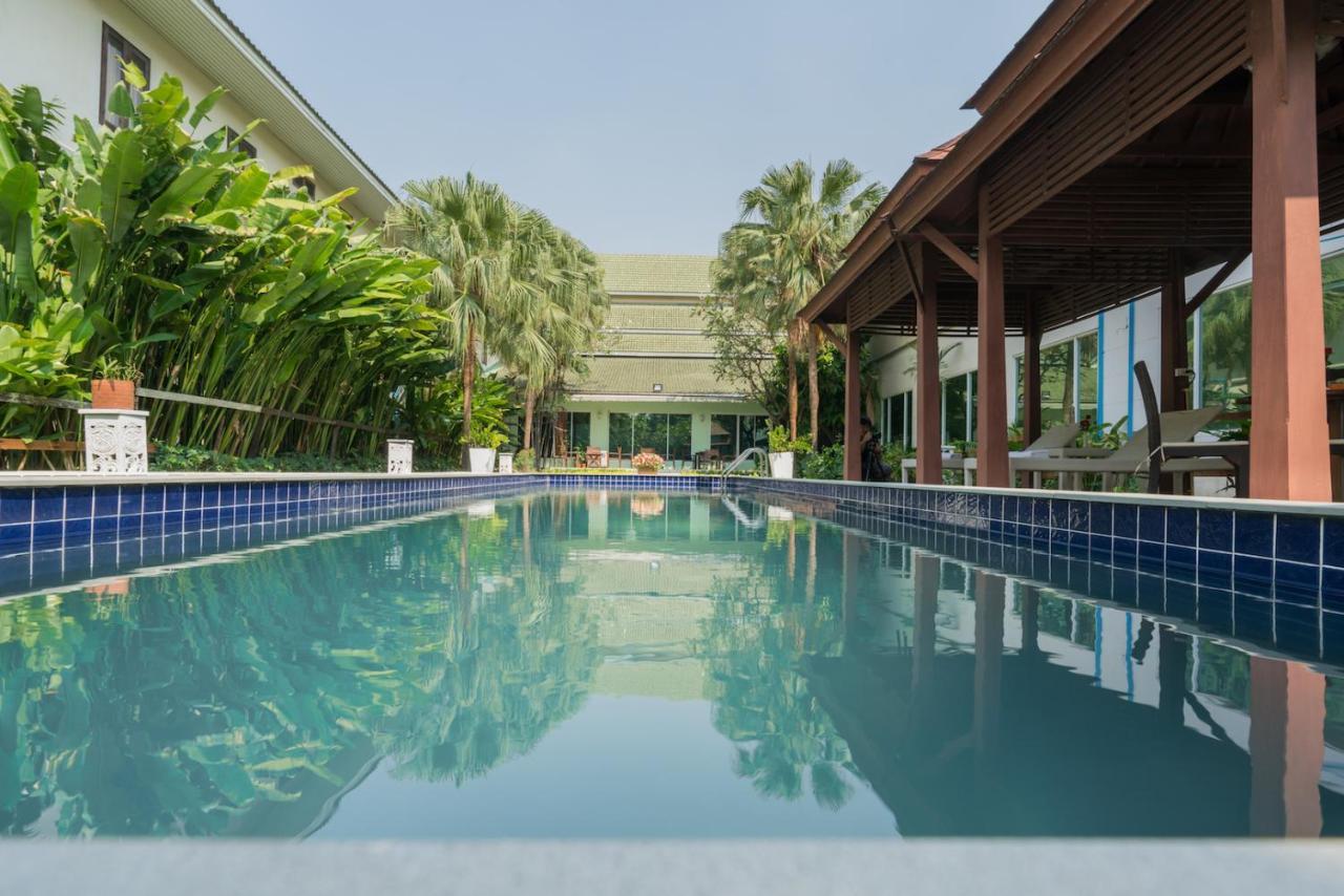 Bangkok Natural Spa Resort And Suite Εξωτερικό φωτογραφία